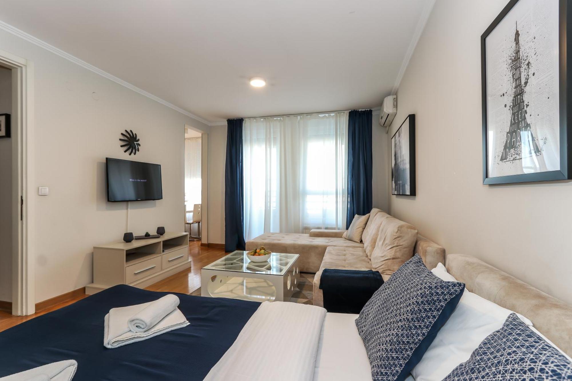 New Belgrade Apartments, Parking 5 Eur Per Day Экстерьер фото