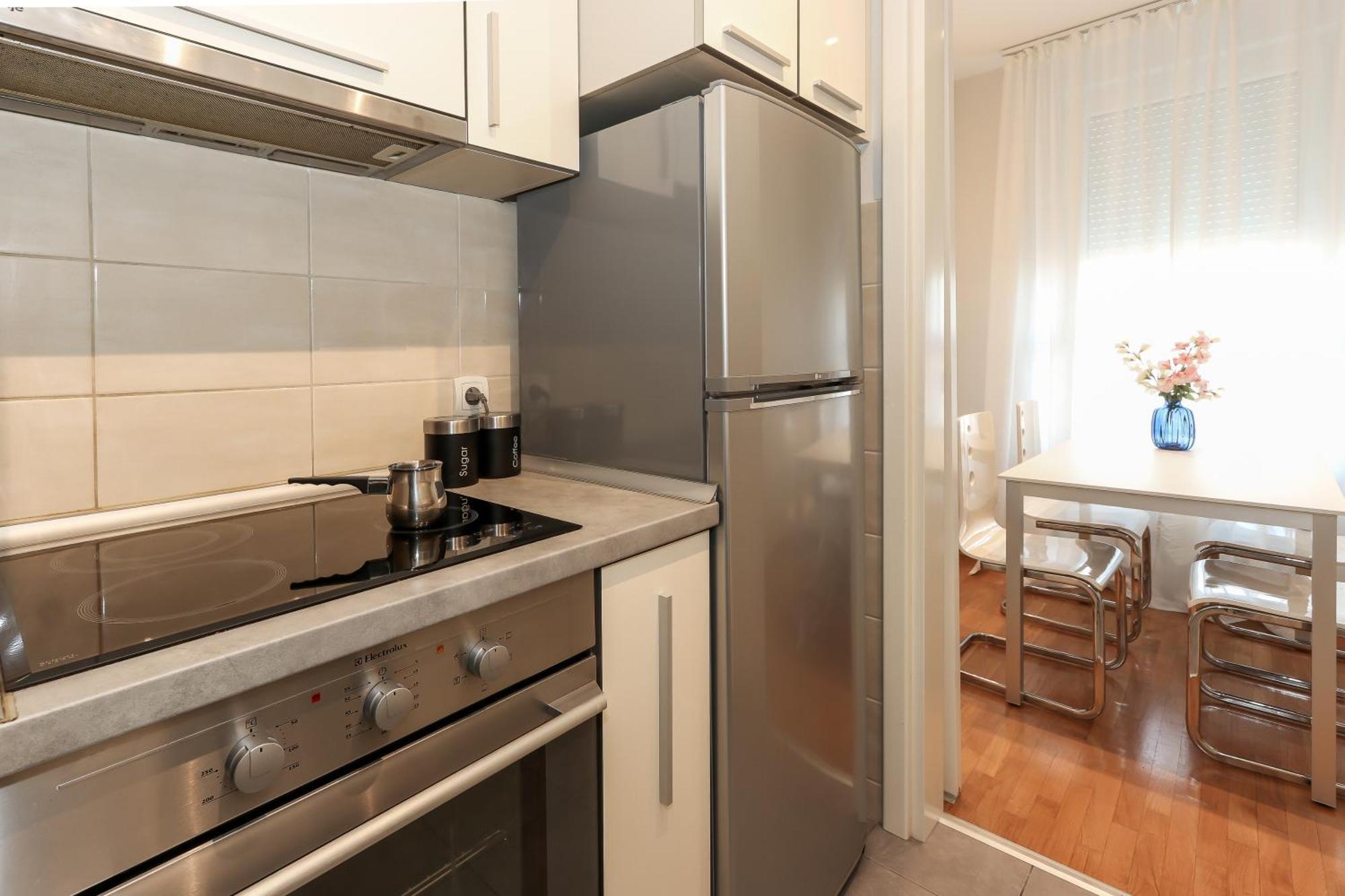New Belgrade Apartments, Parking 5 Eur Per Day Экстерьер фото