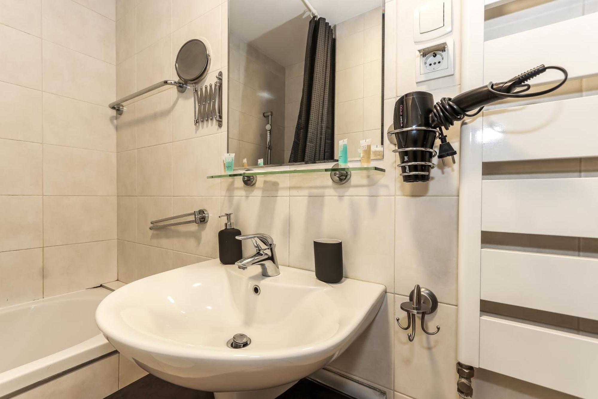 New Belgrade Apartments, Parking 5 Eur Per Day Экстерьер фото