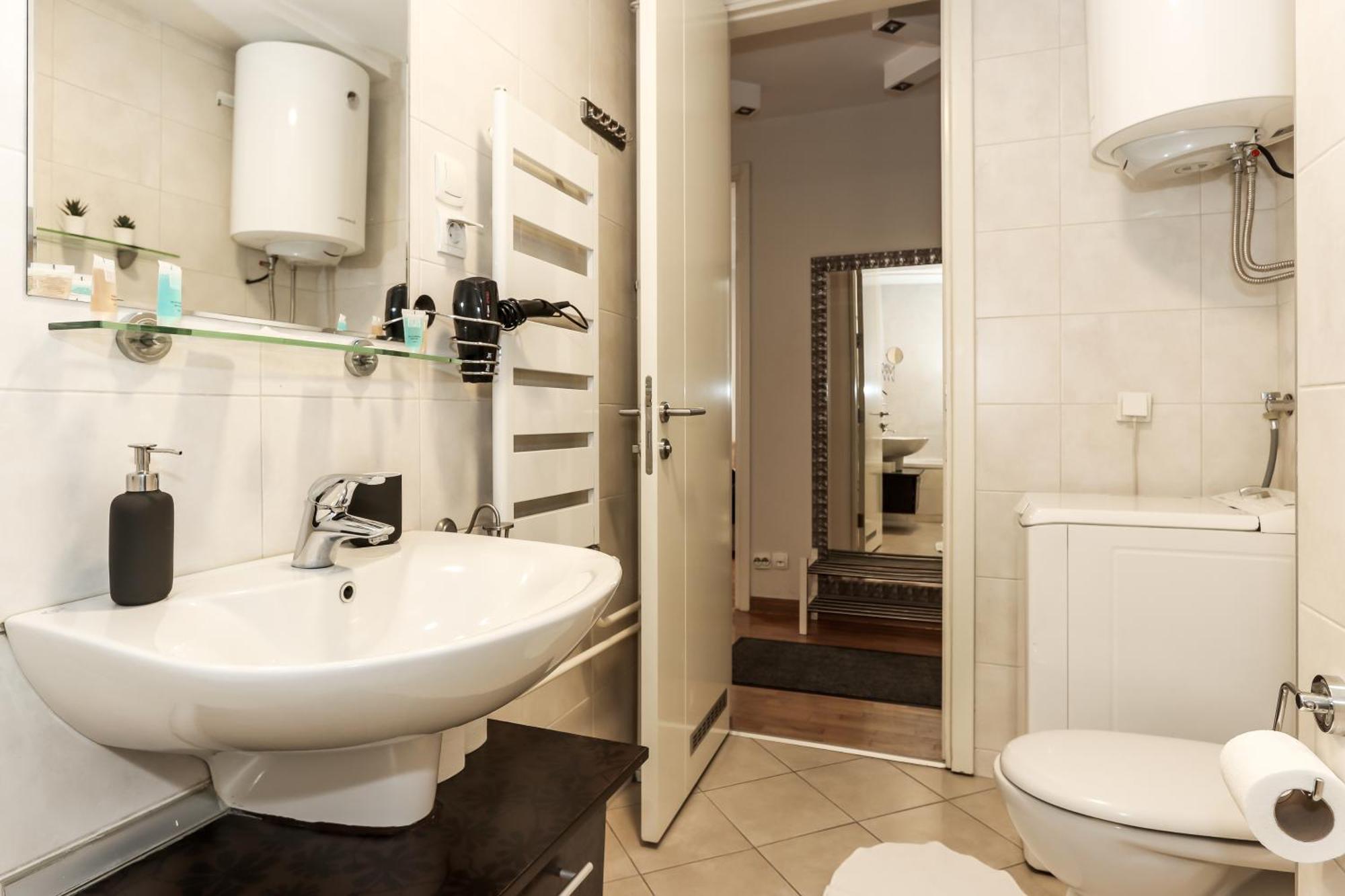 New Belgrade Apartments, Parking 5 Eur Per Day Экстерьер фото