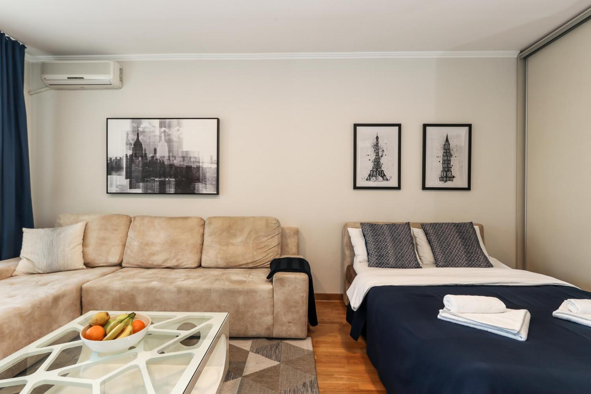 New Belgrade Apartments, Parking 5 Eur Per Day Номер фото