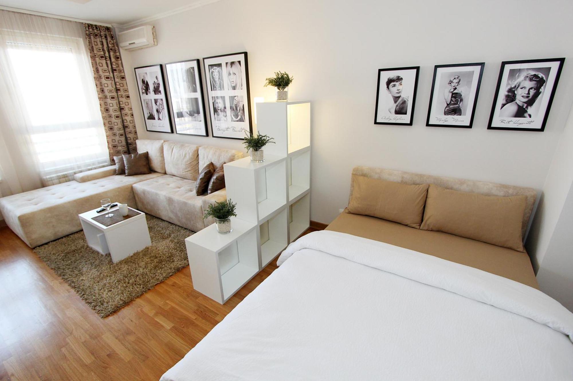New Belgrade Apartments, Parking 5 Eur Per Day Номер фото