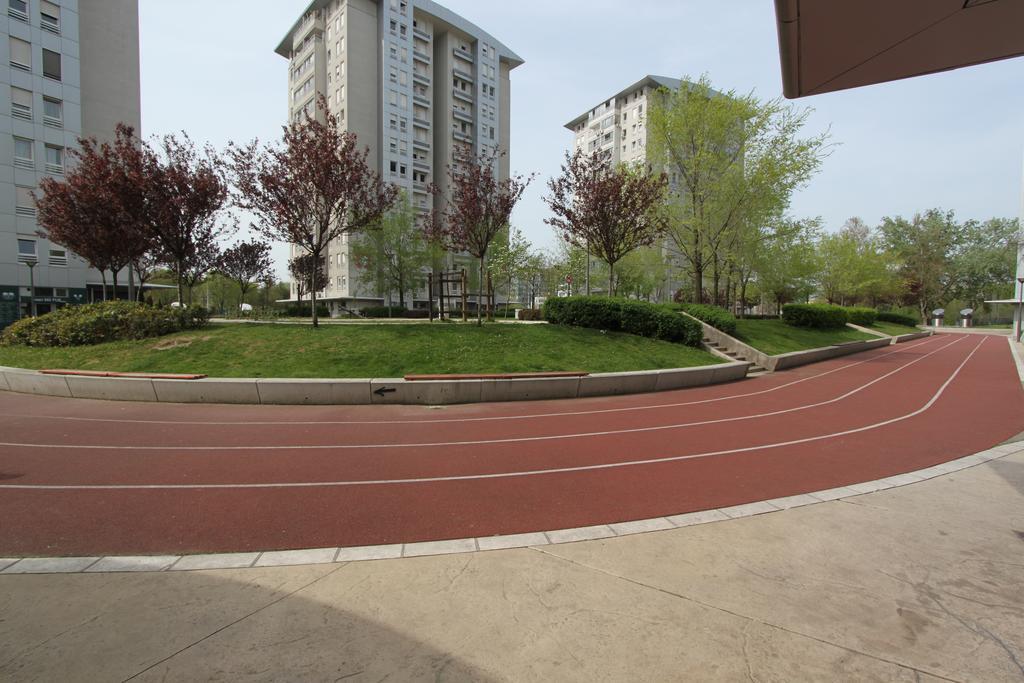 New Belgrade Apartments, Parking 5 Eur Per Day Экстерьер фото